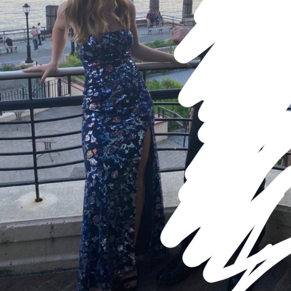 BEAUTIFUL prom dress